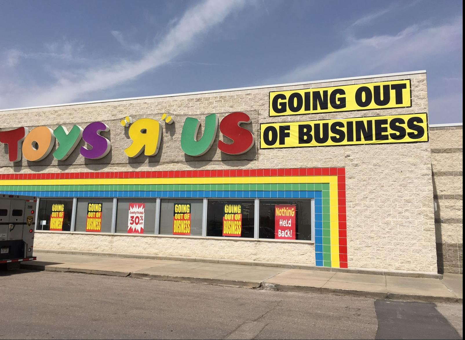 Toys 'R' Us, June 2018